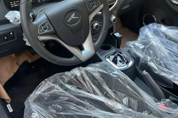 کی ام سی، ایگل