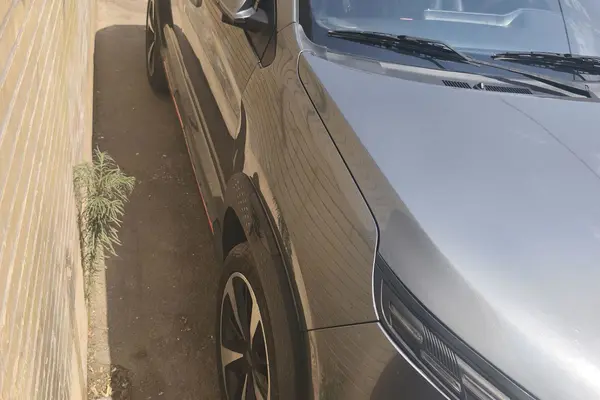 ام وی ام  X33 کراس