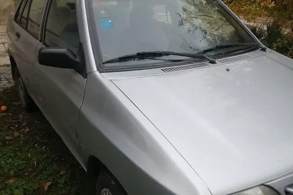 پراید، صندوق دار