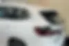 ب ام و، iX1