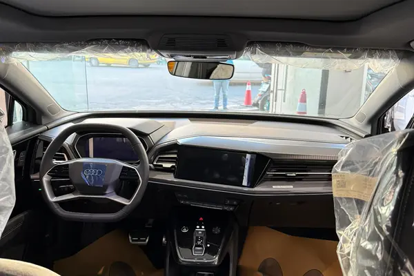 آئودی، Q4 e-tron