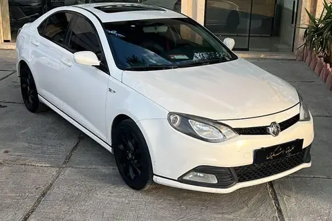ام جی، 6