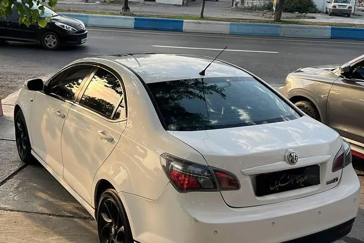 ام جی،  6