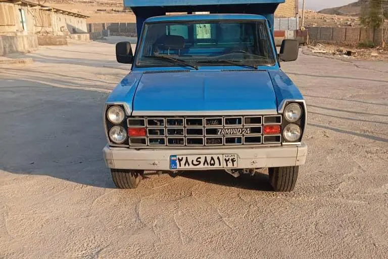 زامیاد،  وانت نیسان