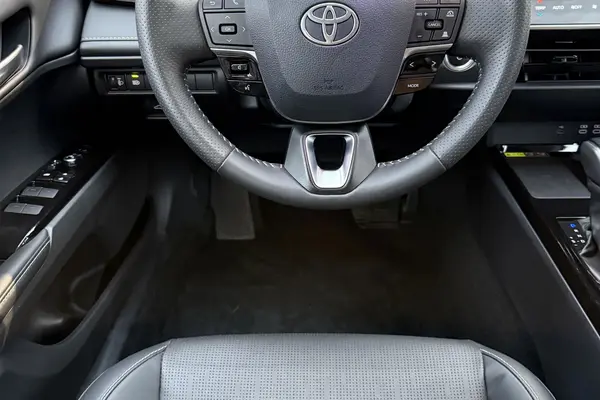 تویوتا، کمری هیبرید