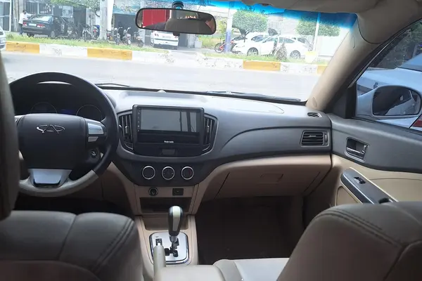 ام وی ام  550