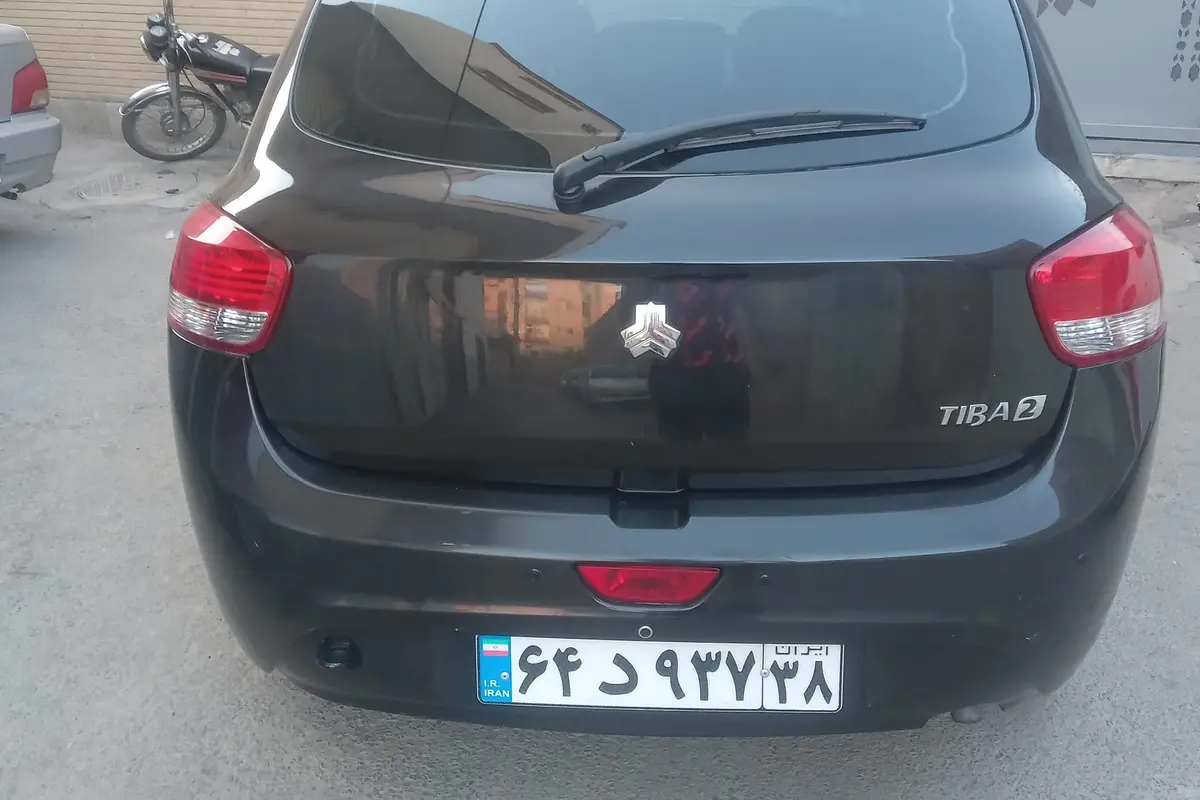 تیبا،  هاچ بک