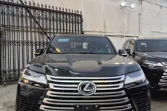 لکسوس، LX