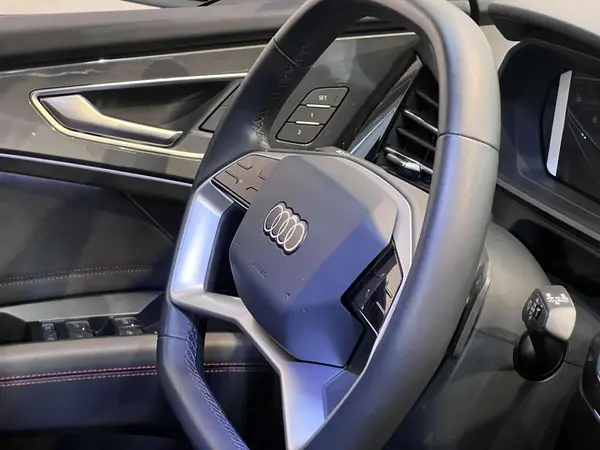 آئودی، Q5 e-tron