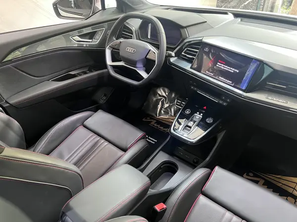 آئودی، Q5 e-tron