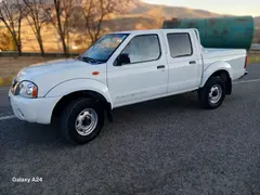 نیسان، رونیز