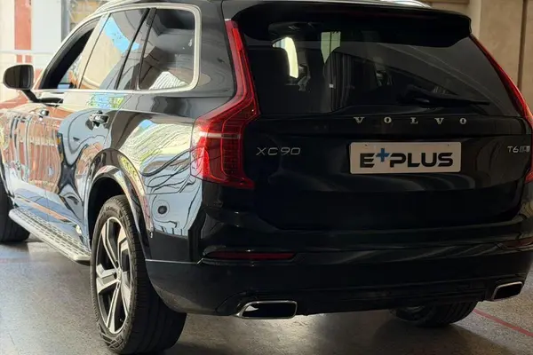 ولوو  XC90