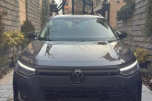 فولکس، تایرون L