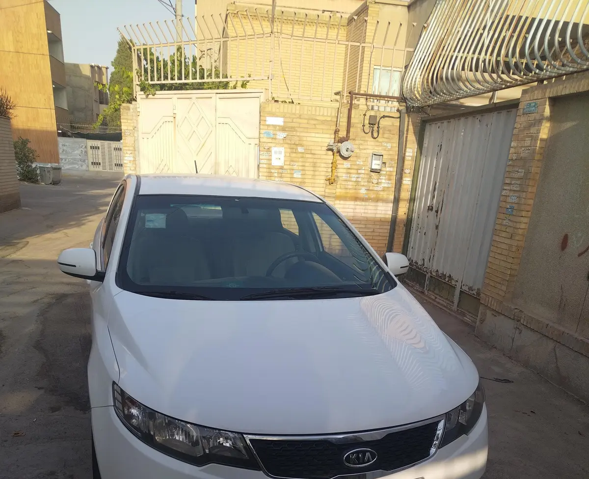 کیا،  سراتو (مونتاژ)