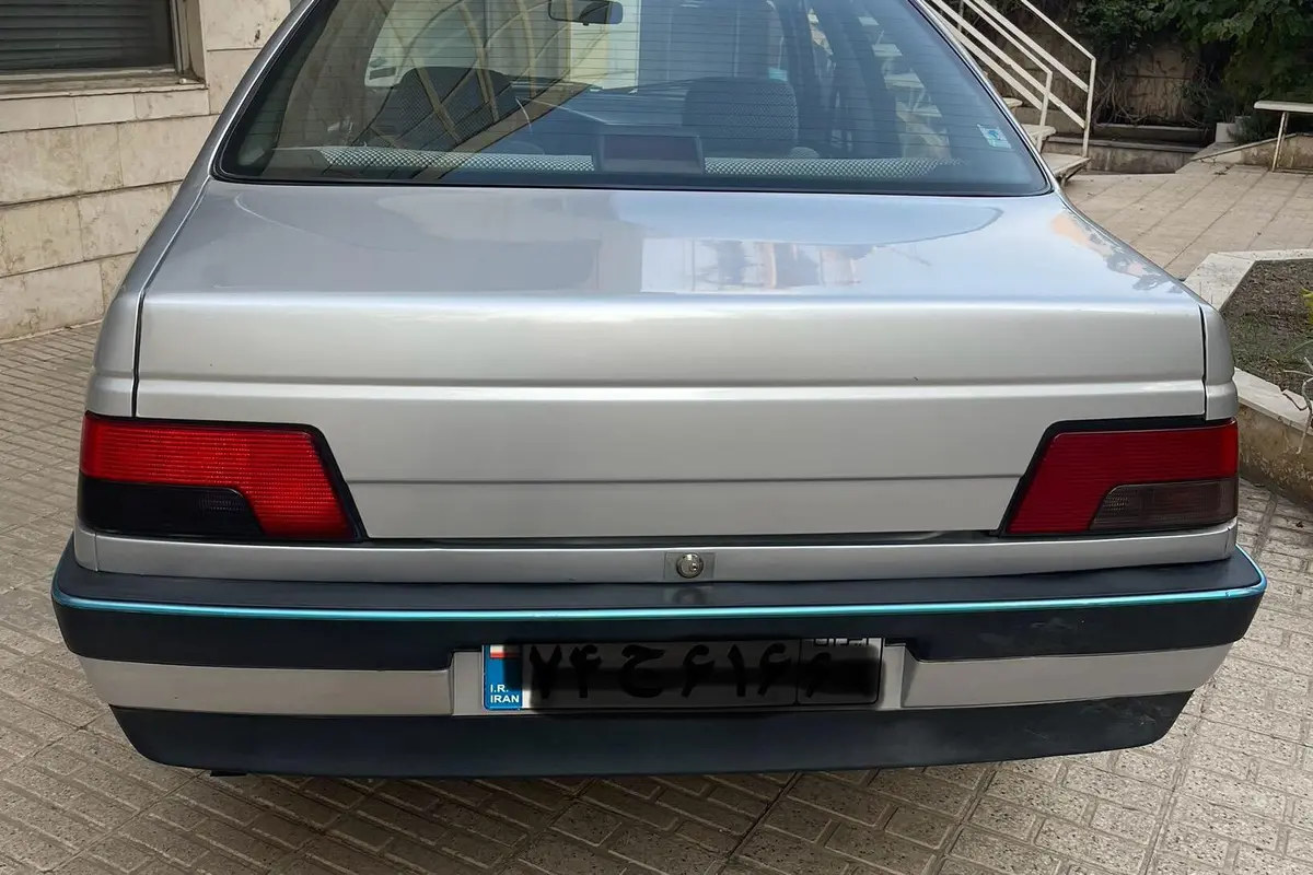 پژو،  405