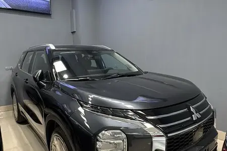 میتسوبیشی اوتلندر