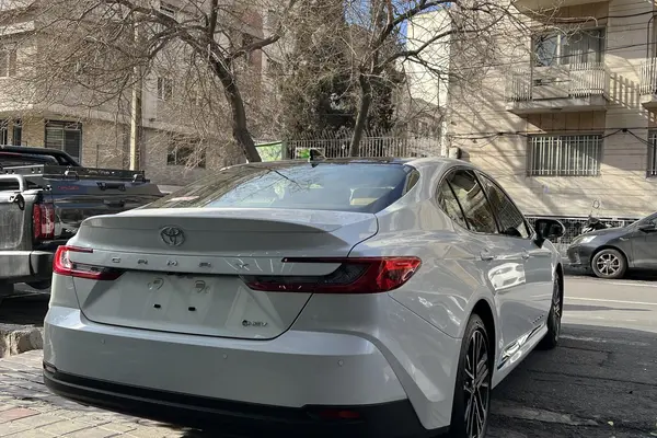 تویوتا، کمری هیبرید