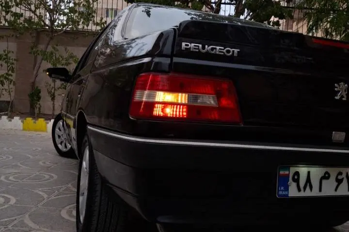 پژو  405