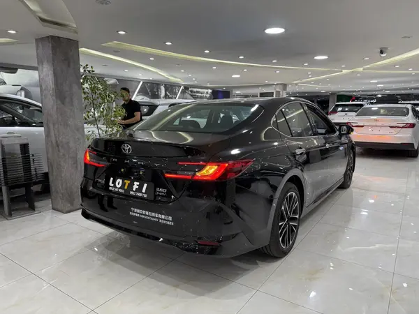 تویوتا، کمری هیبرید