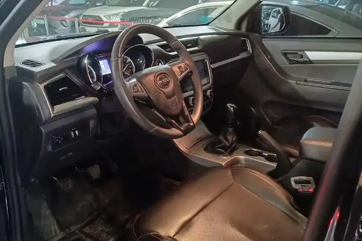 کی ام سی،  T8