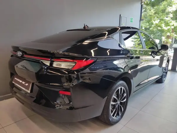 کی ام سی  eJ7