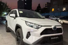 تویوتا، راوفور هیبرید