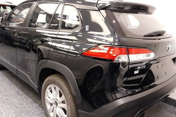 تویوتا، کرولا کراس هیبرید