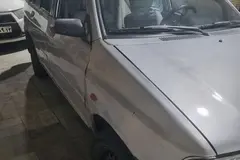 پراید، صندوق دار