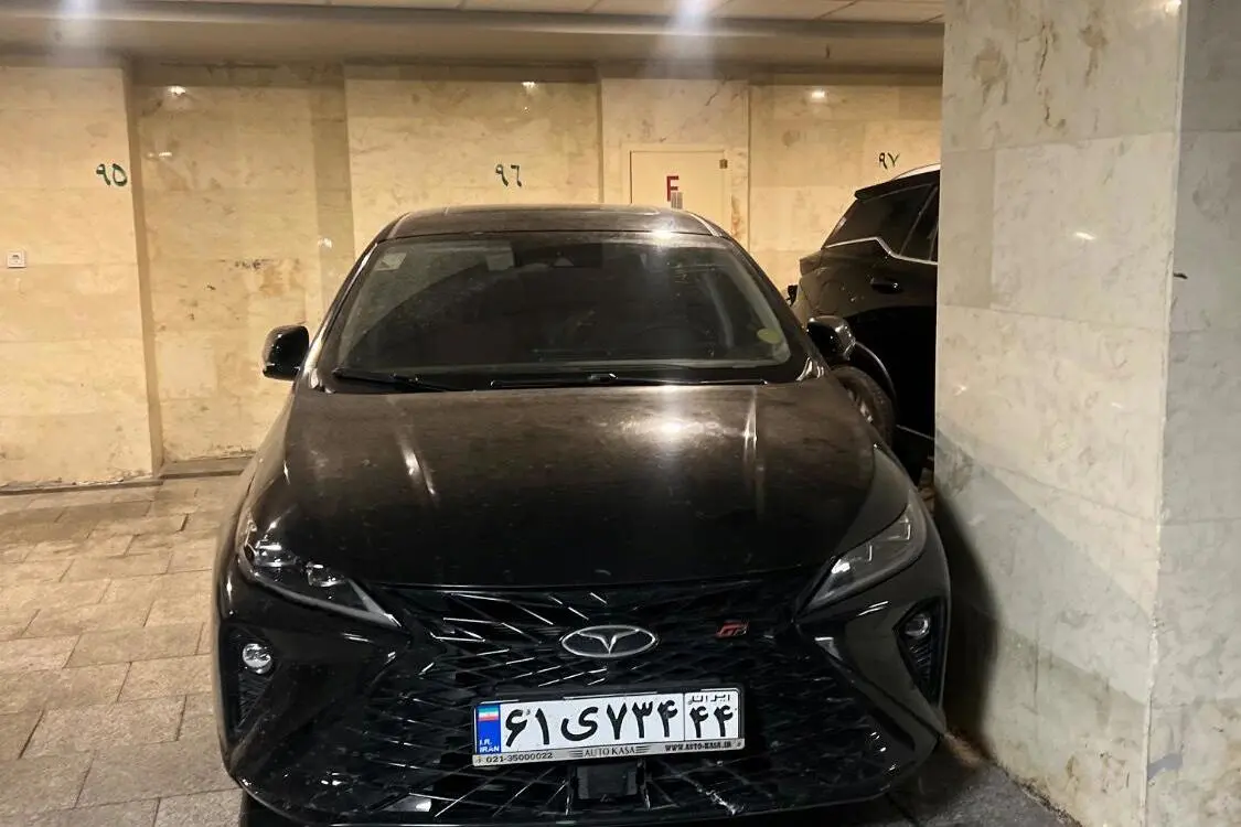 فونیکس،  آریزو 6 جی تی (Z6 GT)