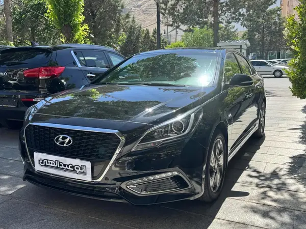 هیوندای  سوناتا هیبرید