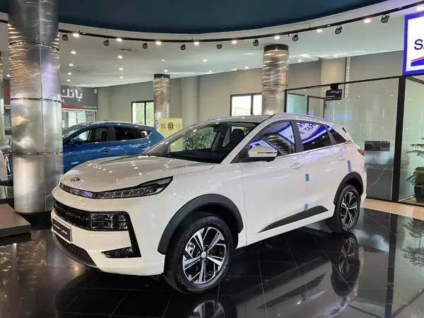 پیش فروش کی ام سی  SR6