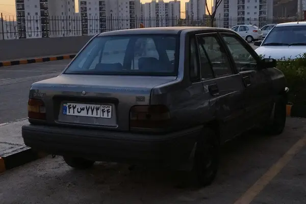 پراید، صندوق دار