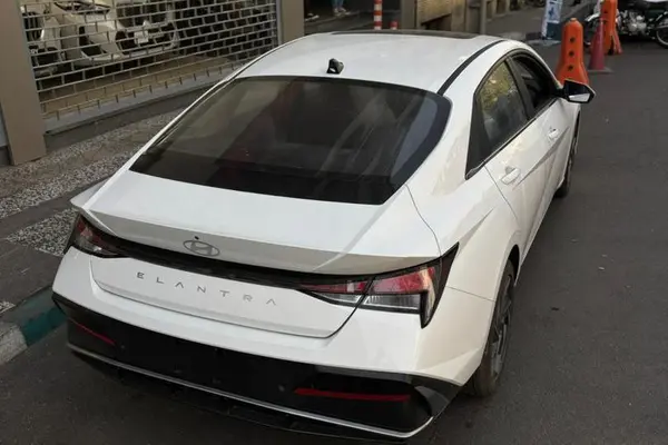 هیوندای، النترا