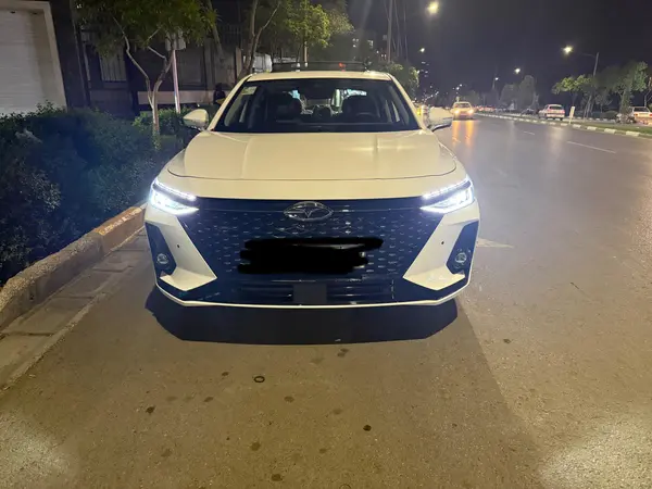 فونیکس  آریزو 8 هیبرید (Z8 PHEV)