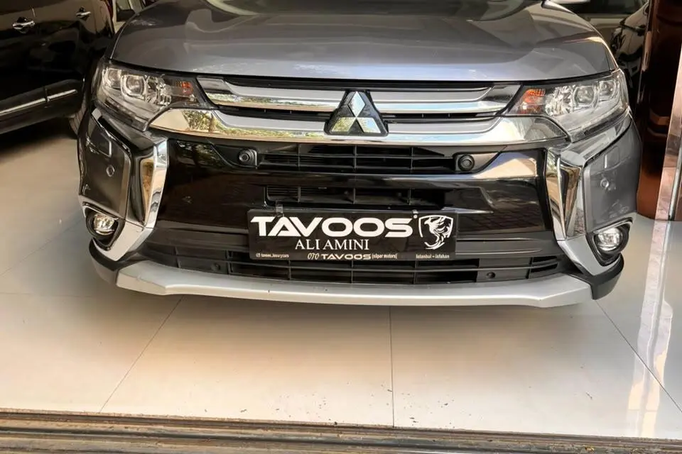 میتسوبیشی،  اوتلندر PHEV