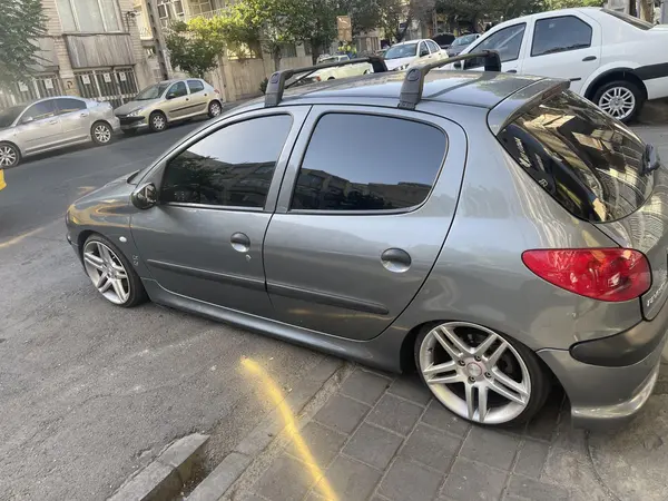 پژو  206