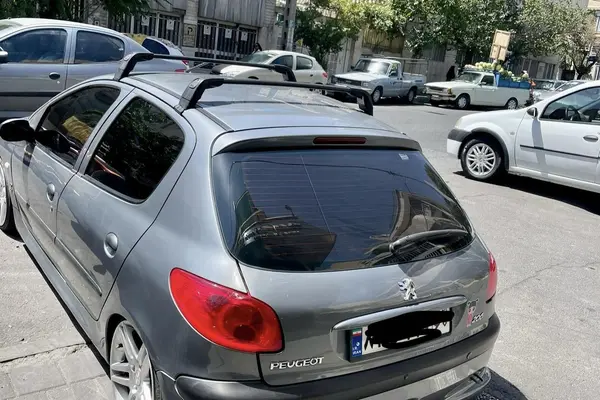 پژو  206