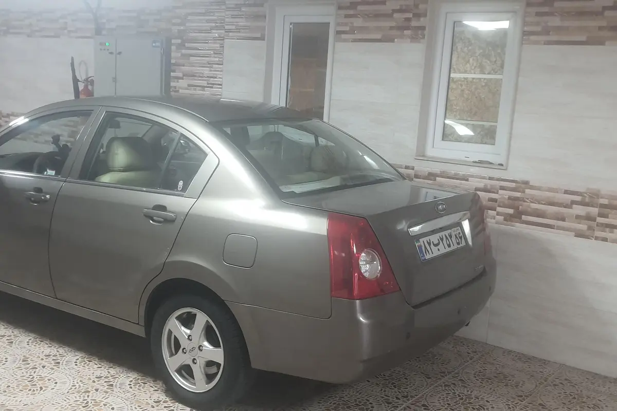 ام وی ام،  530