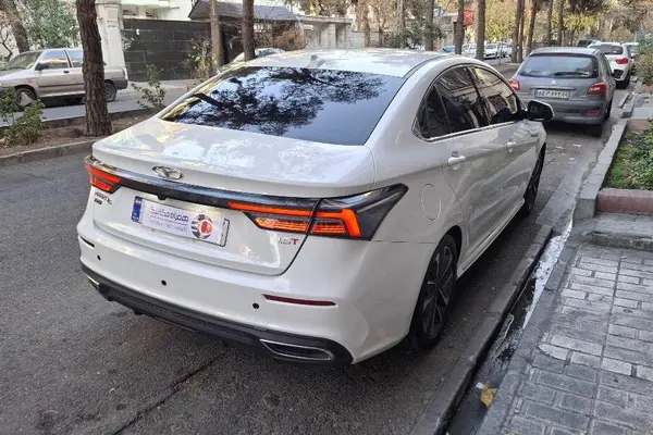 فونیکس، آریزو 6 پرو