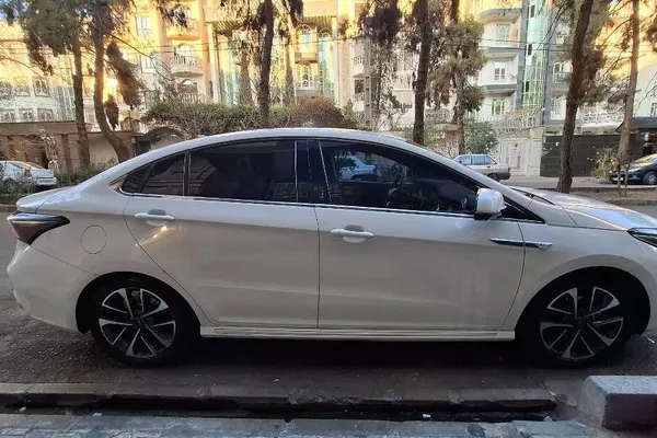 فونیکس، آریزو 6 پرو