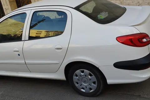 پژو، 207