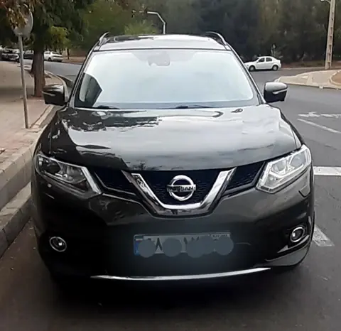 نیسان، ایکس تریل