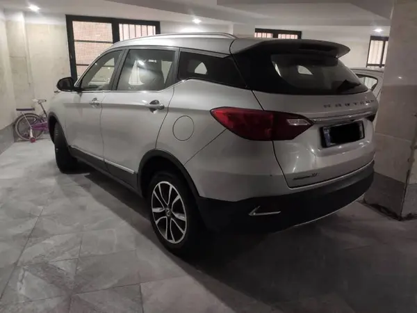 هن تنگ، X5 (مونتاژ)