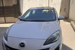 مزدا، 3 نیو صندوق دار