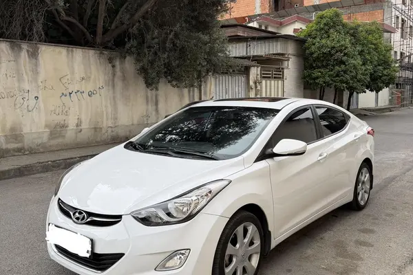 هیوندای  النترا