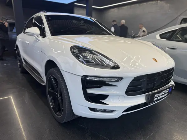 پورشه، ماکان