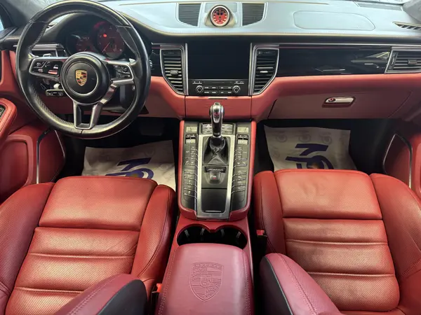 پورشه، ماکان