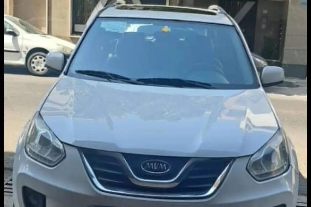 ام وی ام،  X33 S