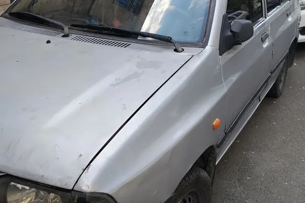 پراید، صندوق دار