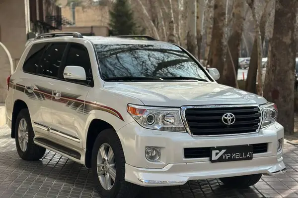 تویوتا، لندکروز چهار در